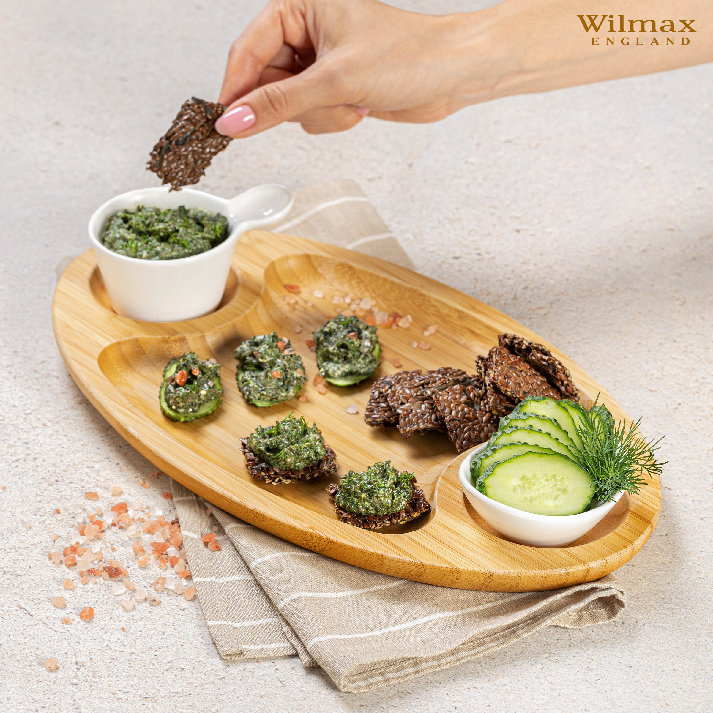 PLATEAU EN BAMBOU-3 SECTIONS-OVALE-35.5X20.5CM – Image 3